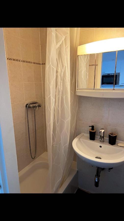 Quenn Bee Studio Apartamento Genebra